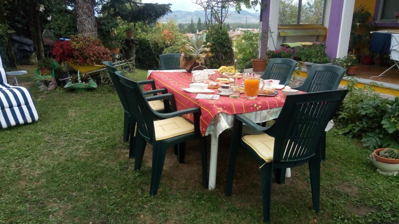 Nel Giardino Di Oz Bed & Breakfast Fornovo di Taro Ngoại thất bức ảnh